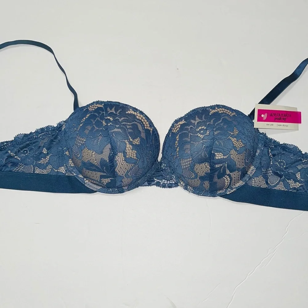 Super Push Up Extreme Padded Maximum Lift Lace Multi-way Strapless Bra. NWT